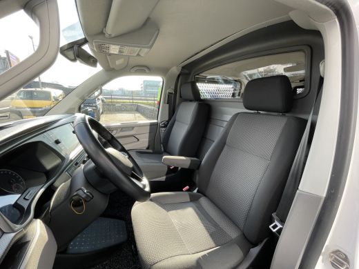 Volkswagen Transporter 2.0 TDI L1 150 Pk DSG | PDC | App Connect ActivLease financial lease