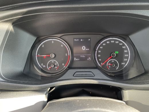 Volkswagen Transporter 2.0 TDI L1 150 Pk DSG | PDC | App Connect ActivLease financial lease