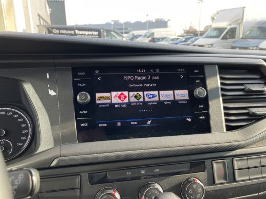 Volkswagen Transporter 2.0 TDI L1 150 Pk DSG | PDC | App Connect ActivLease financial lease