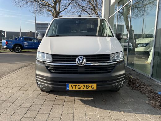 Volkswagen Transporter 2.0 TDI L1 150 Pk DSG | PDC | App Connect ActivLease financial lease