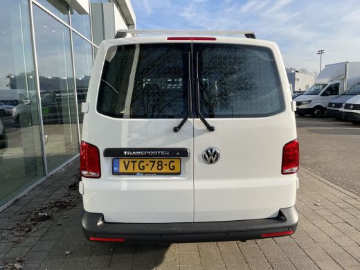 Volkswagen Transporter 2.0 TDI L1 150 Pk DSG | PDC | App Connect ActivLease financial lease