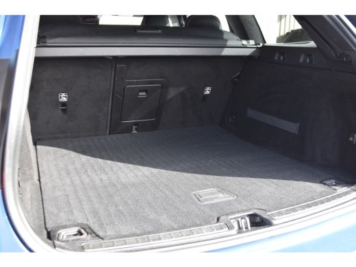 Volvo  V60 2.0 T4 R-Design Volvo V60 T4 R-Design |BurstingBlue |Trekhaak |Leer ActivLease financial lease