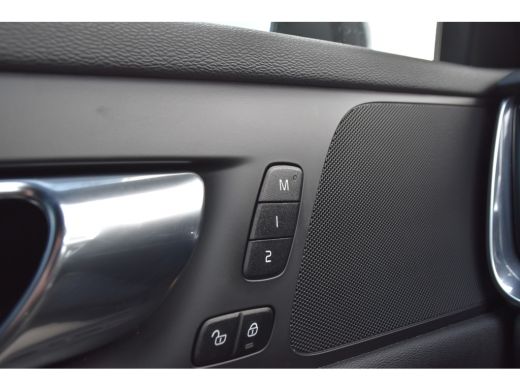 Volvo  V60 2.0 T4 R-Design Volvo V60 T4 R-Design |BurstingBlue |Trekhaak |Leer ActivLease financial lease