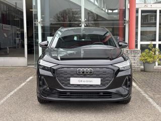 Audi Q4 e-tron S edition e-tron 45 82 kWh 210 kW / 286 PK Hatchback Elektr. aandrijving quattro