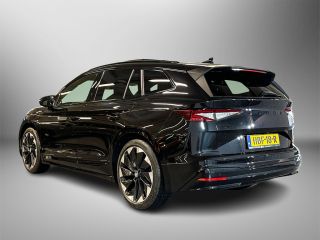 Skoda Enyaq 60 Sportline | Panoramadak | Business upgrade pakket | Lm velgen zwart betria 21 inch Zwart |
