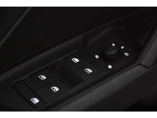 Audi A3 Sportback 35 TFSI S-Line *1ste Eigenaar*Leer*Virtual Cockpit* ActivLease financial lease