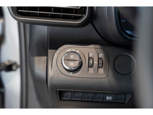 Opel Combo Electric 136 L1 50kWh | Apple Carplay & Android Auto | Laadruimte Pakket | Airco | Camera | ActivLease financial lease