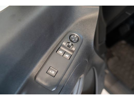Opel Combo Electric 136 L1 50kWh | Apple Carplay & Android Auto | Laadruimte Pakket | Airco | Camera | ActivLease financial lease