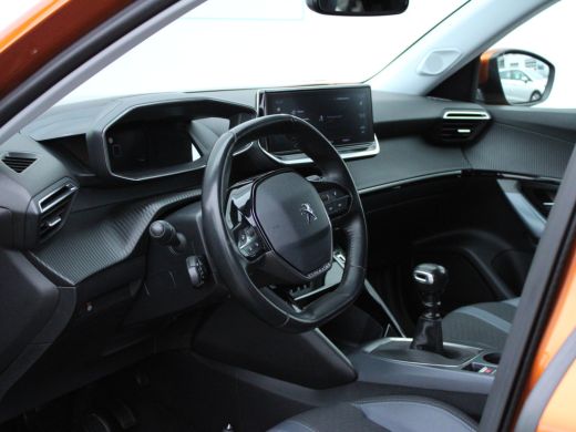 Peugeot 2008 1.2 PureTech Blue Lease Allure NL AUTO | TREKHAAK | CARPLAY | HALF LEDER | CRUISE | ActivLease financial lease