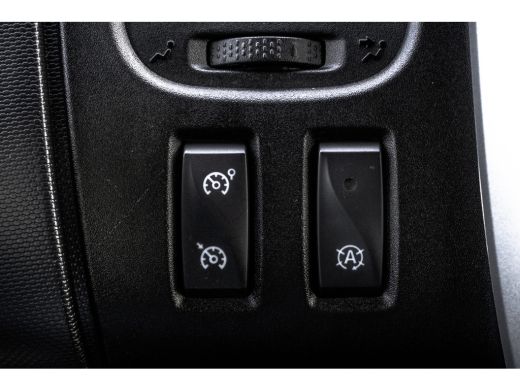 Renault Trafic 2.0 dCi L2H1 | 120 PK | Euro 6 | 5-Persoons | Cruise | Airco | DC ActivLease financial lease