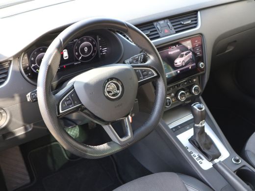 Skoda Octavia Combi 1.0 TSI Gr. Clever Edition TREKHAAK AUTOMAAT CLIMA NAVI ActivLease financial lease