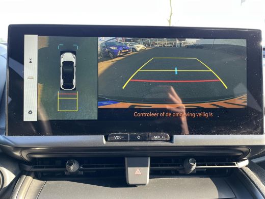 Toyota C-HR 1.8 Hybrid 140 First Edition | Navigatie | Apple CarPlay/Android auto | 360 graden camera ActivLease financial lease