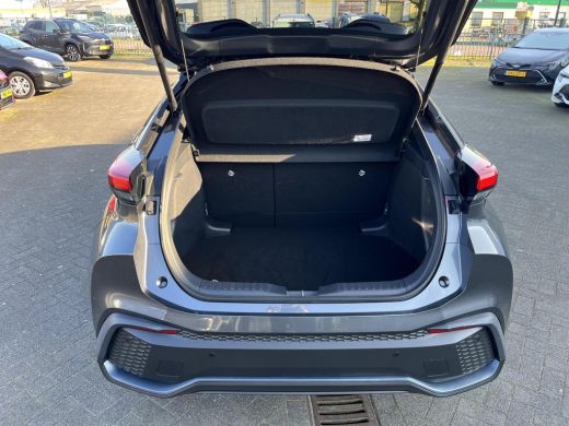 Toyota C-HR 1.8 Hybrid 140 First Edition | Navigatie | Apple CarPlay/Android auto | 360 graden camera ActivLease financial lease