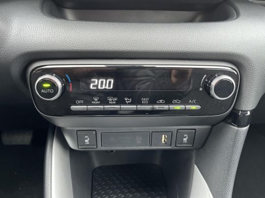 Toyota Yaris 1.5 Hybrid Dynamic | Apple CarPlay/Android auto | Achteruitrijcamera | Stoelverwarming ActivLease financial lease