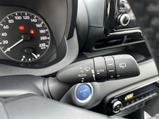 Toyota Yaris 1.5 Hybrid Dynamic | Apple CarPlay/Android auto | Achteruitrijcamera | Stoelverwarming ActivLease financial lease