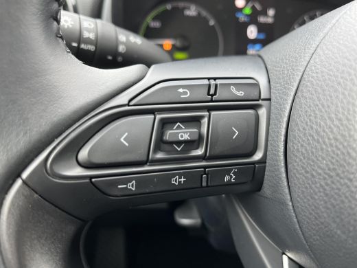 Toyota Yaris 1.5 Hybrid Dynamic | Apple CarPlay/Android auto | Achteruitrijcamera | Stoelverwarming ActivLease financial lease