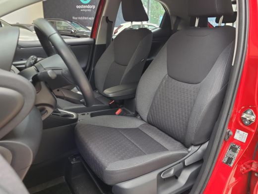 Toyota Yaris 1.5 Hybrid Dynamic Edition Apple CarPlay | Head Up | Stoel/stuurverwarming | Rijklaarprijs incl. ... ActivLease financial lease