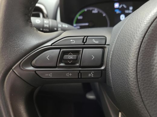 Toyota Yaris 1.5 Hybrid Dynamic Edition Apple CarPlay | Head Up | Stoel/stuurverwarming | Rijklaarprijs incl. ... ActivLease financial lease