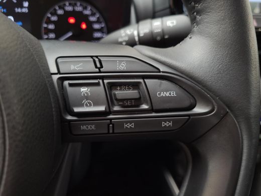 Toyota Yaris 1.5 Hybrid Dynamic Edition Apple CarPlay | Head Up | Stoel/stuurverwarming | Rijklaarprijs incl. ... ActivLease financial lease