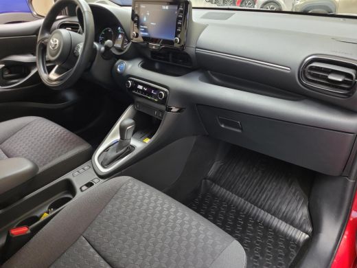 Toyota Yaris 1.5 Hybrid Dynamic Edition Apple CarPlay | Head Up | Stoel/stuurverwarming | Rijklaarprijs incl. ... ActivLease financial lease