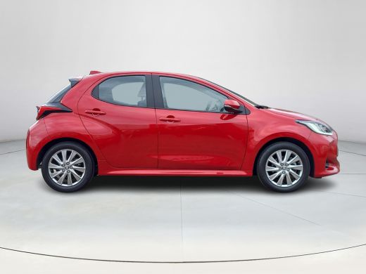 Toyota Yaris 1.5 Hybrid Dynamic Edition Apple CarPlay | Head Up | Stoel/stuurverwarming | Rijklaarprijs incl. ... ActivLease financial lease