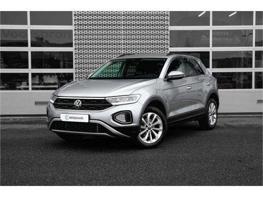 Volkswagen T-Roc 1.5 TSI Life DSG | Apple car Play | Clima | PDC V + A Volkswagen T-Roc 1.5 TSI Life DSG | Apple car Play | Clima | PDC V + A