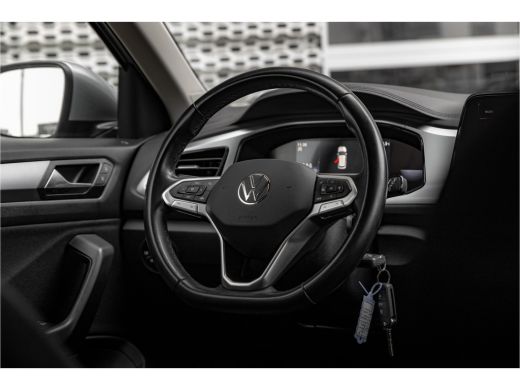 Volkswagen T-Roc 1.5 TSI Life DSG | Apple car Play | Clima | PDC V + A ActivLease financial lease