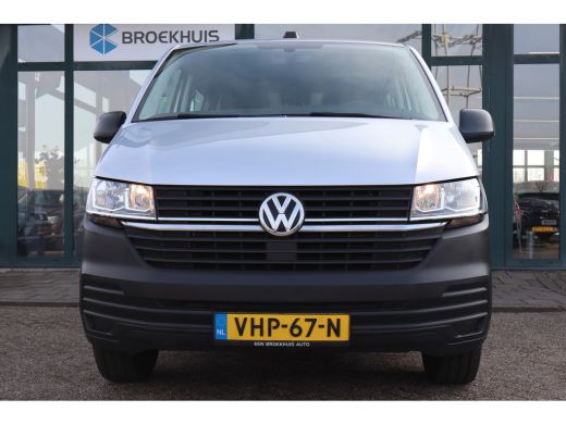 Volkswagen Transporter 2.0 TDI L2H1 150 Pk 7-DSG Automaat Dubbele Cabine | Cruise Control | Trekhaak | ActivLease financial lease