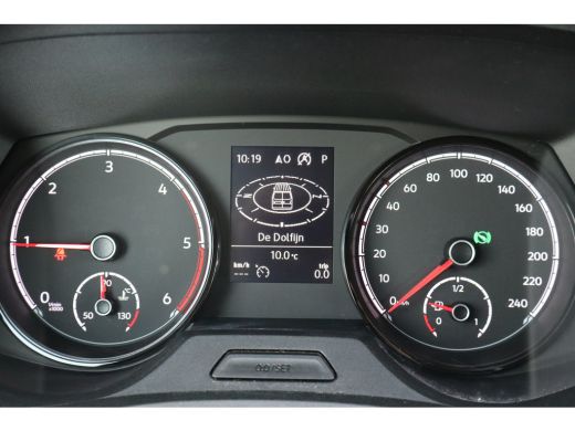 Volkswagen Transporter 2.0 TDI L2H1 150 Pk 7-DSG Automaat Dubbele Cabine | Cruise Control | Trekhaak | ActivLease financial lease