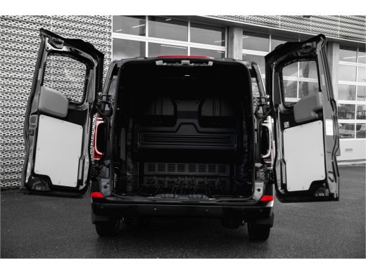 Volkswagen Transporter 2024 | Bulli | L1 | 170 pk Automaat | Digitaal Display ActivLease financial lease