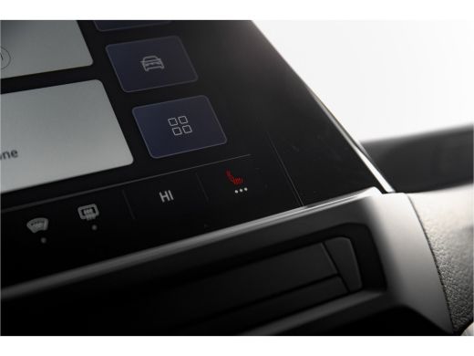 Volkswagen Transporter 2024 | Bulli | L1 | 170 pk Automaat | Digitaal Display ActivLease financial lease