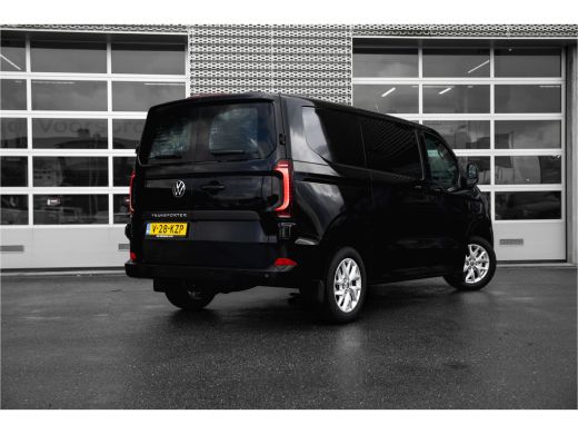 Volkswagen Transporter 2024 | Bulli | L1 | 170 pk Automaat | Digitaal Display ActivLease financial lease
