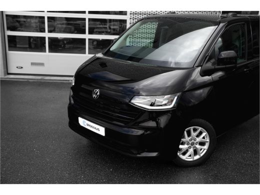Volkswagen Transporter 2024 | Bulli | L1 | 170 pk Automaat | Digitaal Display ActivLease financial lease