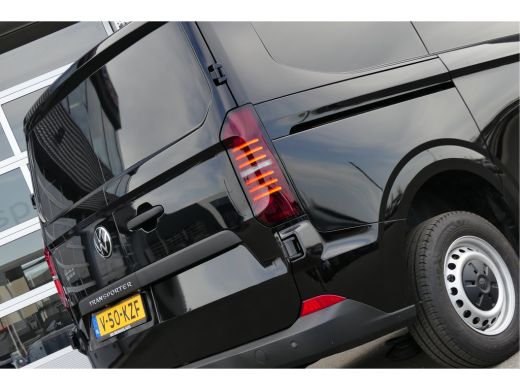 Volkswagen Transporter 2024 | Life | L1 | Digitaal Display ActivLease financial lease