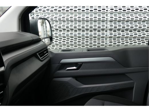 Volkswagen Transporter 2024 | Life | L1 | Digitaal Display ActivLease financial lease