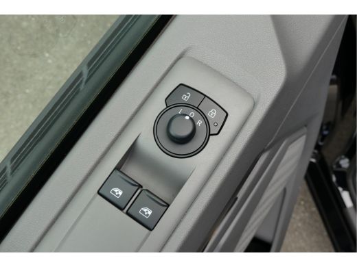 Volkswagen Transporter 2024 | Life | L1 | Digitaal Display ActivLease financial lease