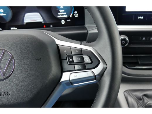 Volkswagen Transporter 2024 | Life | L1 | Digitaal Display ActivLease financial lease