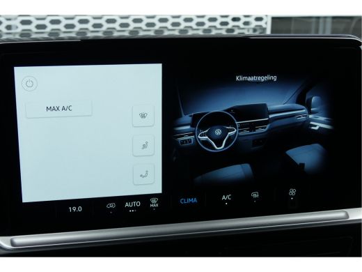 Volkswagen Transporter 2024 | Life | L1 | Digitaal Display ActivLease financial lease