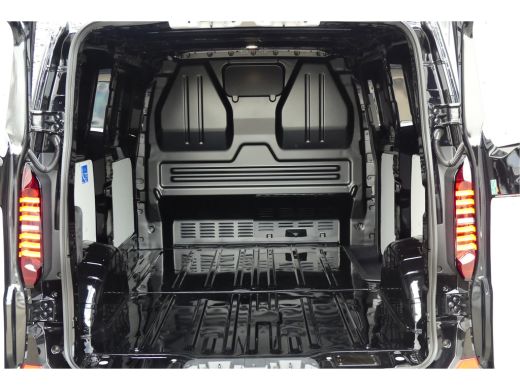 Volkswagen Transporter 2024 | Life | L1 | Digitaal Display ActivLease financial lease
