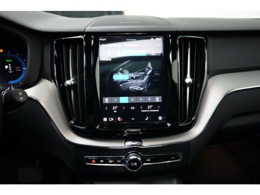 Volvo  XC60 Volvo T6 Recharge AWD Plus Dark |21'' |360Cam |HeadUp | Panodak | ActivLease financial lease