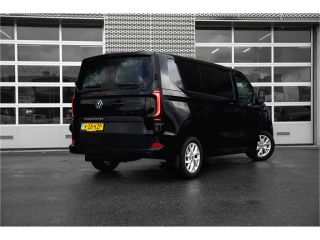 Volkswagen Transporter 2024 | Bulli | L1 | 170 pk Automaat | Digitaal Display