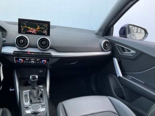 Audi Q2 35 TFSI 150pk Autom S-Line Nav/Cam Stoelverw. + electr. S-Line ActivLease financial lease