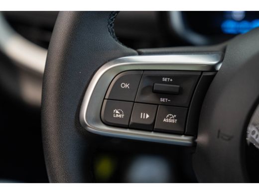 Fiat 600E Urban 54 kWh 3 Fase | Apple Carplay & Android Auto | Climate Control | Parkeersensoren | ActivLease financial lease