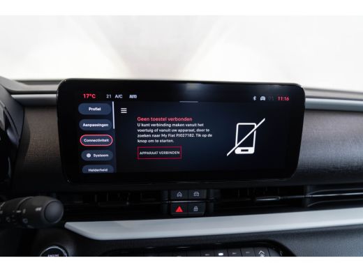 Fiat 600E Urban 54 kWh 3 Fase | Apple Carplay & Android Auto | Climate Control | Parkeersensoren | ActivLease financial lease