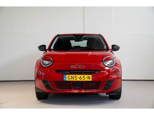 Fiat 600E Urban 54 kWh 3 Fase | Apple Carplay & Android Auto | Climate Control | Parkeersensoren | ActivLease financial lease