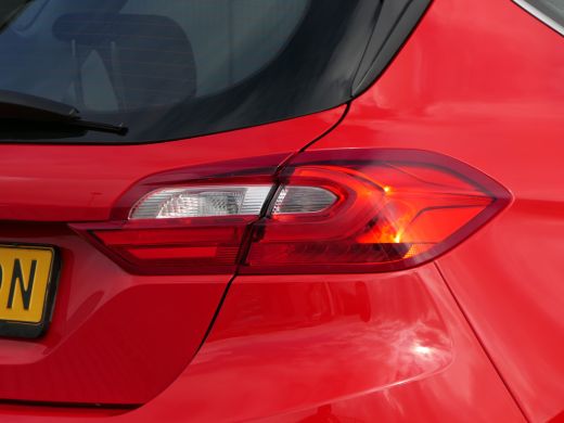 Ford Fiesta 1.0 EcoBoost Titanium | Climate Control | Lichtmetalen velgen | CarPlay/Android Auto | Sportstoel... ActivLease financial lease