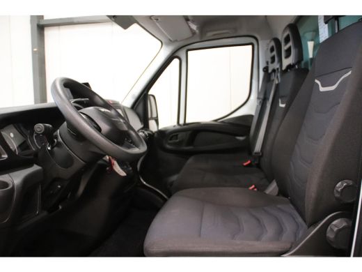 Iveco Daily 35C16 BAKWAGEN LAADKLEP ZIJDEUR Trekhaak 3500KG ActivLease financial lease