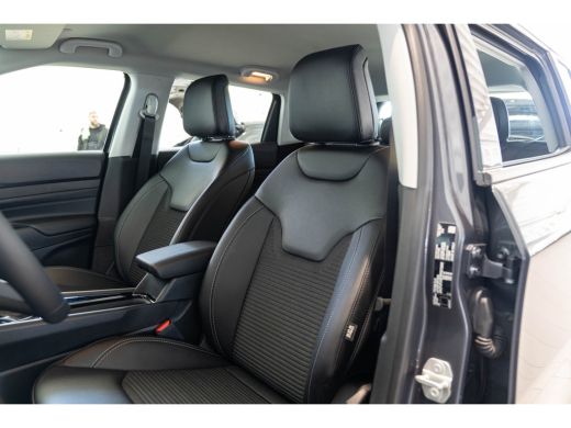 Jeep Compass Jeep 4xe 190 Plug-in Hybrid Altitude | Camera | Climate Controle | Leder | Apple Carplay & Androi... ActivLease financial lease