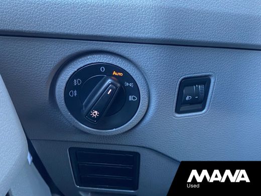 MAN TGE 35 2.0 3.140 140PK L4H3 Automaat Airco Sidebars Trekhaak Camera Navi Car-Play Cruise ActivLease financial lease