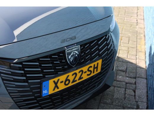 Peugeot e-208 EV Style 50 kWh | Navigatie | Stoelverwarming | Fase 3 | Nieuw model | BTW | ActivLease financial lease